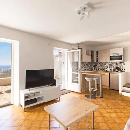 Barri Furnished Flat *