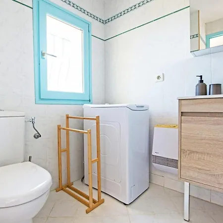 Barri Furnished Flat * カーニュ・シュル・メール
