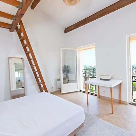 Barri Furnished Flat Сasa de vacaciones *